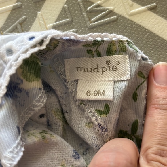 Mud pie bubble - Picture 3 of 3